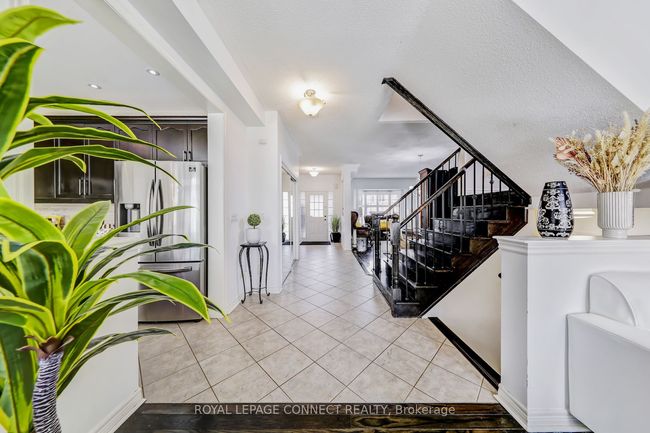 936 Langford St, House other with 5 bedrooms, 4 bathrooms and 4 parking in Oshawa ON | Image 16