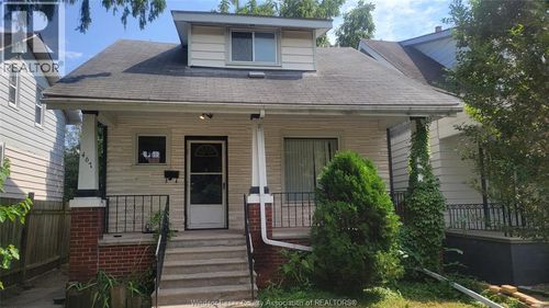 467 Grove Ave, Windsor, ON, N9A6G3 | Card Image