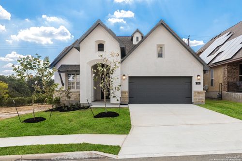 130 Gallant Fox Dr, Castroville, TX, 78009-1703 | Card Image