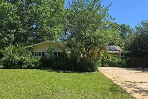 2304 Hampshire Way, Tallahassee, FL, 32309-3107 | Card Image