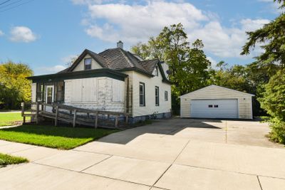 708 W Water Street, House other with 3 bedrooms, 3 bathrooms and 2 parking in Pontiac IL | Image 1