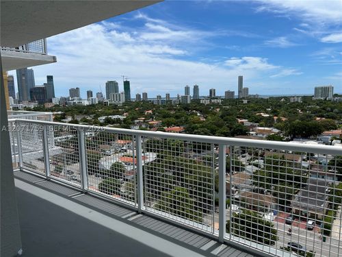 1503-900 Sw 8th St, Miami, FL, 33130-3755 | Card Image