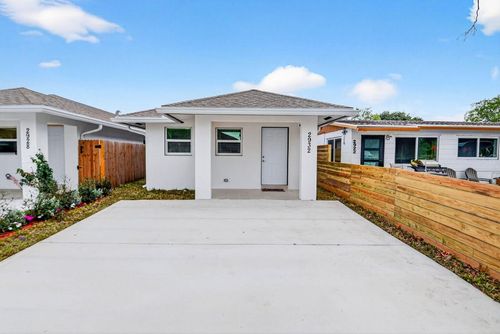 2932 Saginaw Ave, West Palm Beach, FL, 33409-4974 | Card Image