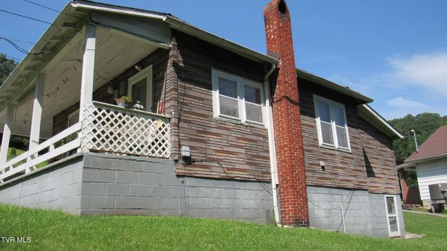5428 Guest River Rd, House other with 2 bedrooms, 1 bathrooms and null parking in Norton VA | Image 18