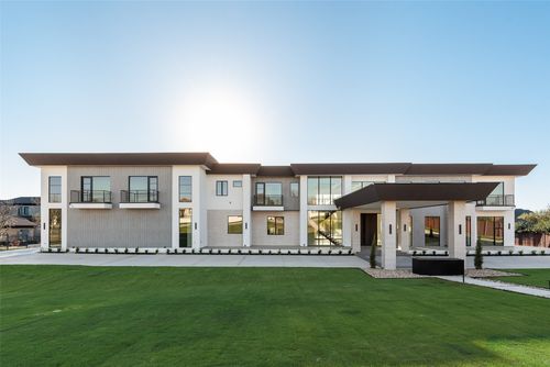 410 S White Chapel Blvd, Southlake, TX, 76092-7313 | Card Image