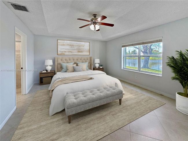 14365 Nw 15 Th St, House other with 3 bedrooms, 3 bathrooms and null parking in Pembroke Pines FL | Image 11