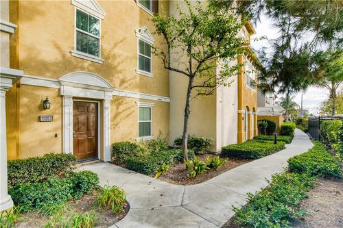 11353 Antonio, Stanton, CA, 90680-3377 | Card Image