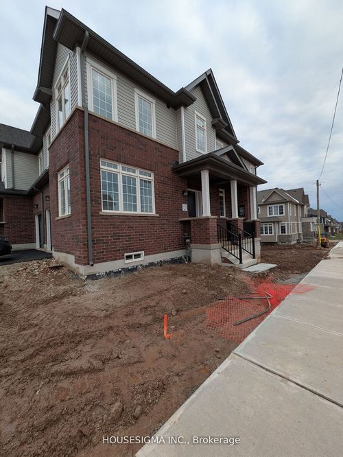 151 Gear Ave, Erin, ON, N0B1T0 | Card Image