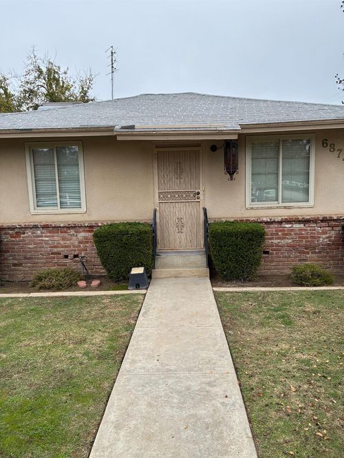 6874 E E. Olive Avenue E, Fresno, CA, 93727 | Card Image