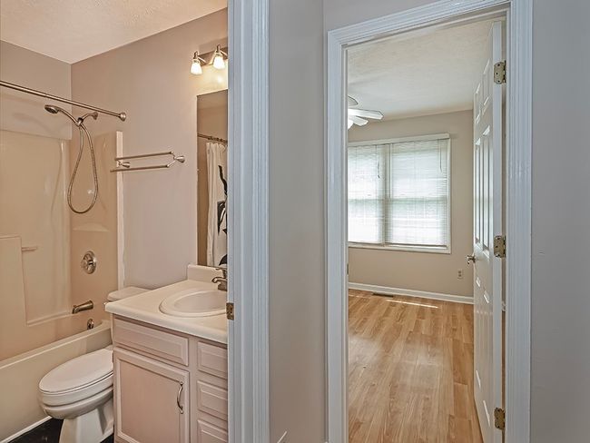 104 Meadowview Dr, Townhouse with 2 bedrooms, 2 bathrooms and 1 parking in Canonsburg PA | Image 17