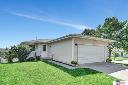 5171 W Partridge Ln, Lincoln, NE, 68528-2149 | Card Image