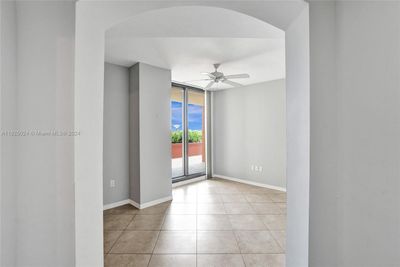 526 - 100 N Federal Hwy, Condo with 2 bedrooms, 2 bathrooms and null parking in Fort Lauderdale FL | Image 3