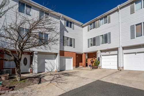 491 Ilyssa Way, Staten Island, NY, 10312-1390 | Card Image