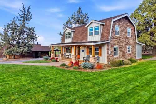 61280 Larsen Rd, Bend, OR, 97702-9686 | Card Image