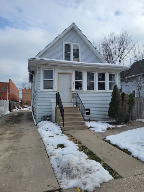 131 S 9th Ave, Maywood, IL, 60153-1331 | Card Image