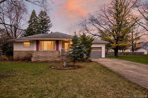 212 S Grove Street, Standish, MI, 48658 | Card Image