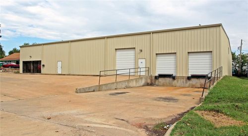 1010 Backus Ave, Springdale, AR, 72764-2204 | Card Image