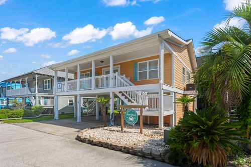 114 Easy St, Murrells Inlet, SC, 29576-8732 | Card Image