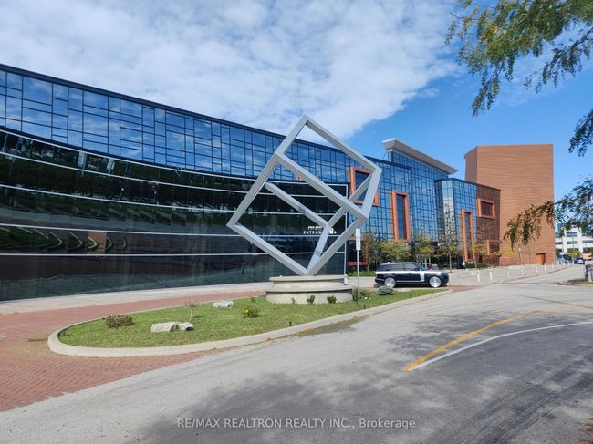 390 - 7250 Keele St, Home with 0 bedrooms, 0 bathrooms and null parking in Concord ON | Image 9