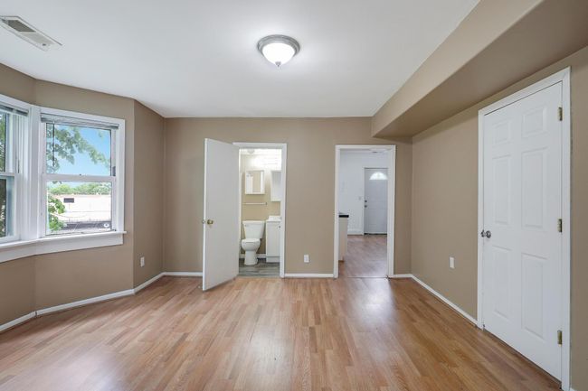 8710Photography-Web-Friendly-483-Como-Avenue-Saint-Paul-MN-55103-9.jpg | Image 9