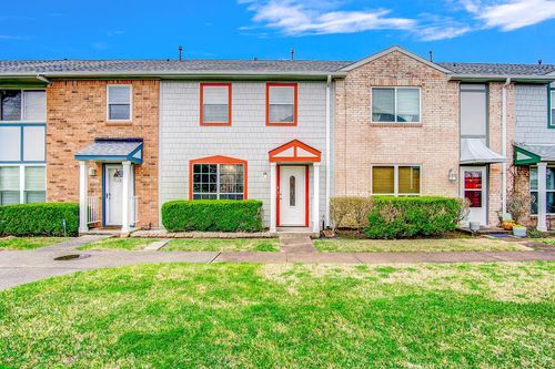 4057 Young St, Pasadena, TX, 77504-2913 | Card Image