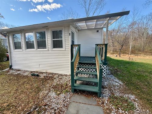 bldg-3-1 Royal Acres Dr, Middletown, NY, 10940-7660 | Card Image