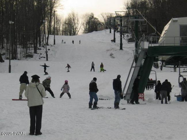 Community Ski Hill | Image 25