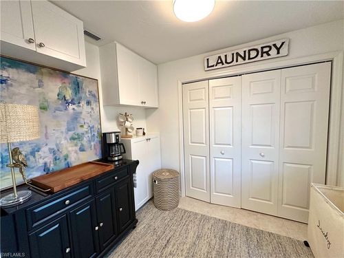 458 Lake Murex Cir, SANIBEL, FL, 33957-5525 | Card Image