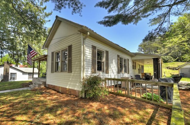 102 Riverview St, Home with 3 bedrooms, 2 bathrooms and null parking in Copperhill TN | Image 38