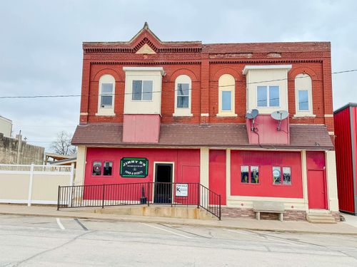 111 E Main St, Hawkeye, IA, 52147-9124 | Card Image