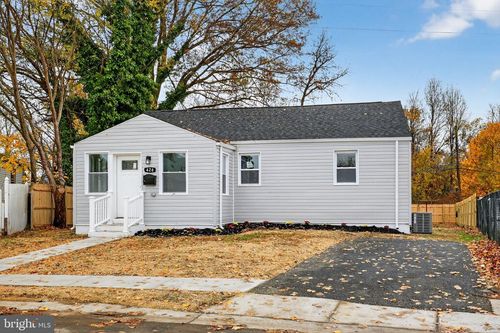 426 Single Ave, NEW CASTLE, DE, 19720-2756 | Card Image