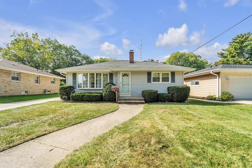 6602 Pershing Blvd, Kenosha, WI, 53142-3281 | Card Image