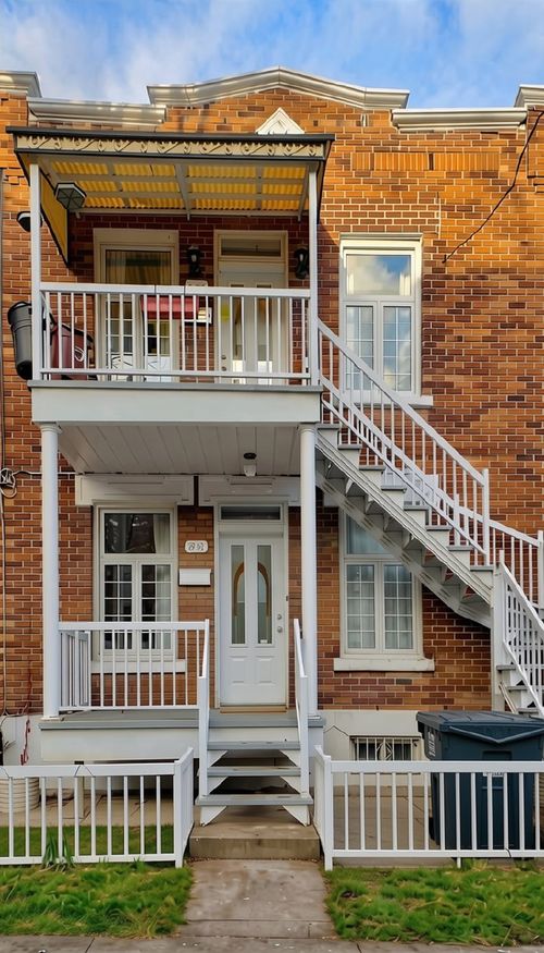 2547 Av D'Orléans, Montréal, QC, H1W3S4 | Card Image