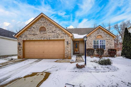 5645 Covington Meadows Dr, Westerville, OH, 43082-8979 | Card Image