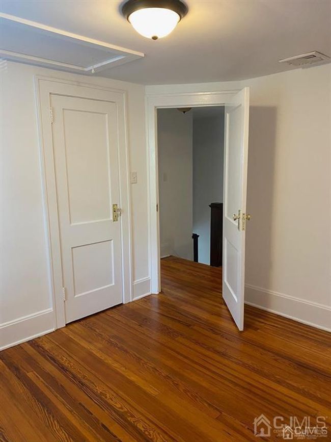 48 Mccoy Ave, Townhouse with 2 bedrooms, 1 bathrooms and null parking in Metuchen NJ | Image 21