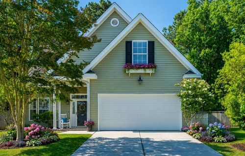 104 Equinox Cir, Ladson, SC, 29456-5292 | Card Image