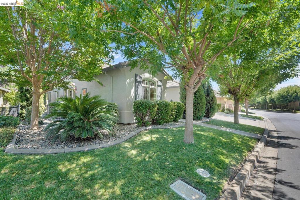 Residential in Brentwood 3