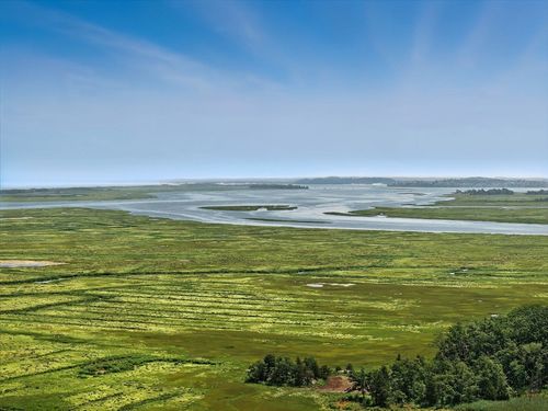 4 Gadsden Lane, Newbury, MA, 01951 | Card Image