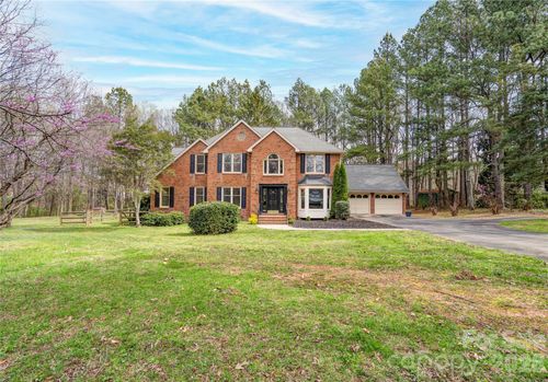 124 Gold Run Ct, Kings Mountain, NC, 28086-7758 | Card Image