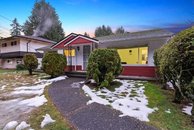 9380 148 Street, House other with 3 bedrooms, 1 bathrooms and 6 parking in Surrey BC | Image 19