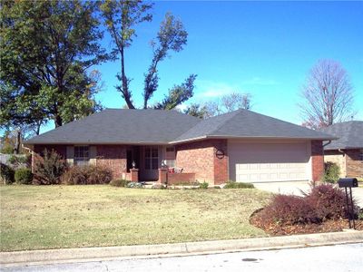 908 N Oriole Avenue, House other with 3 bedrooms, 2 bathrooms and null parking in Rogers AR | Image 1