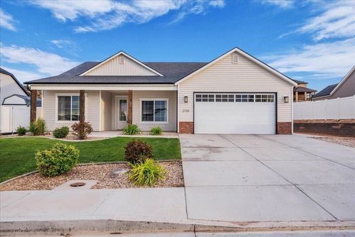2735 W 25 N, Cedar City, UT, 84720-1306 | Card Image