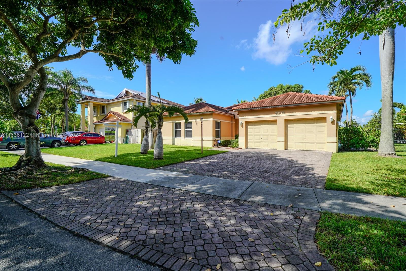 212th Ter, Cutler Bay, FL 33189