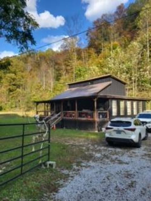 2810 Ogden Vest Rd, Leburn, KY, 41831 | Card Image