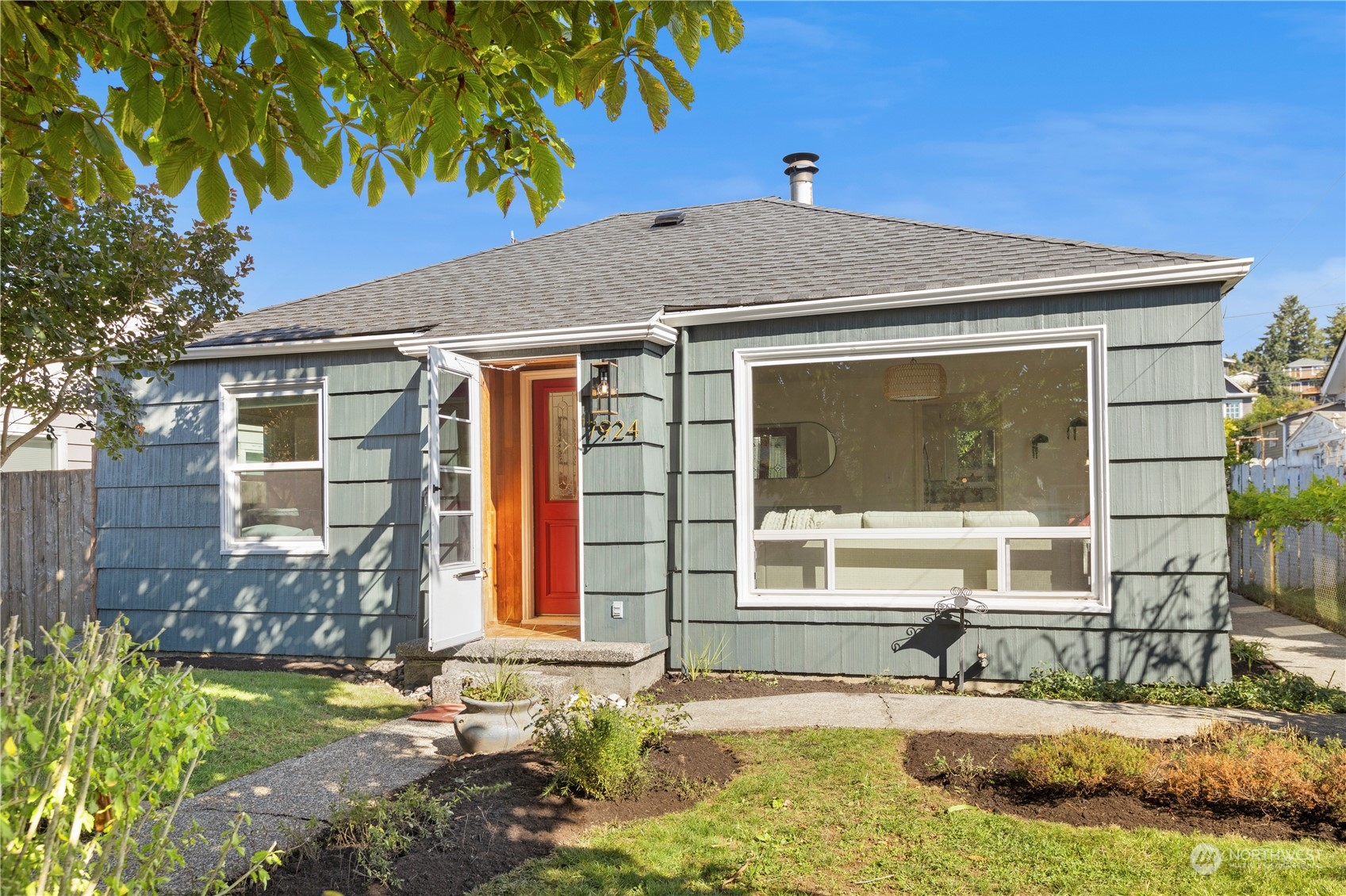 17th Ave, Seattle, WA 98106
