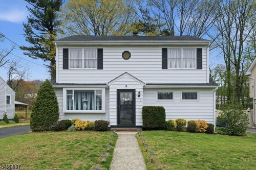 449 Richard Way, North Plainfield, NJ, 07062-2411 | Card Image