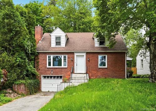 63 Fairview Ave, Kingston, NY, 12401-4203 | Card Image