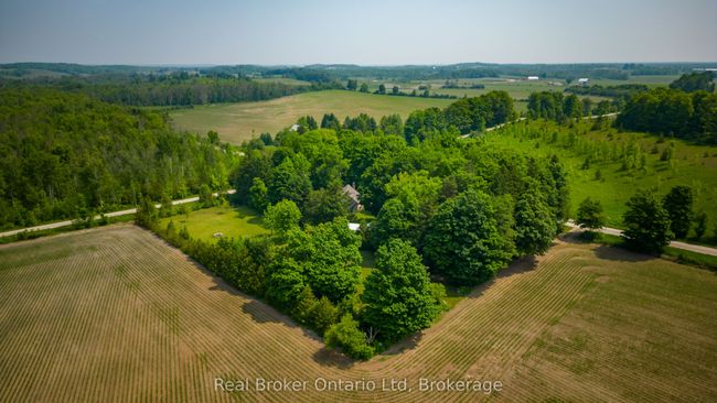 203 Sideroad 5, House other with 3 bedrooms, 2 bathrooms and 2 parking in Bruce ON | Image 37