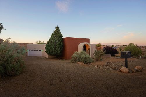 6115 La Paz Rd Ne, Rio Rancho, NM, 87144-6591 | Card Image