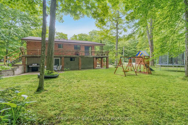 8 Celestine Crt, House other with 5 bedrooms, 2 bathrooms and 9 parking in Tiny ON | Image 25